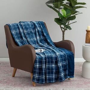 Berkshire Oversized Heated Throw with Auto Shut Off, 60"x70", Navy
